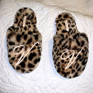 Cheetah VS slipper.